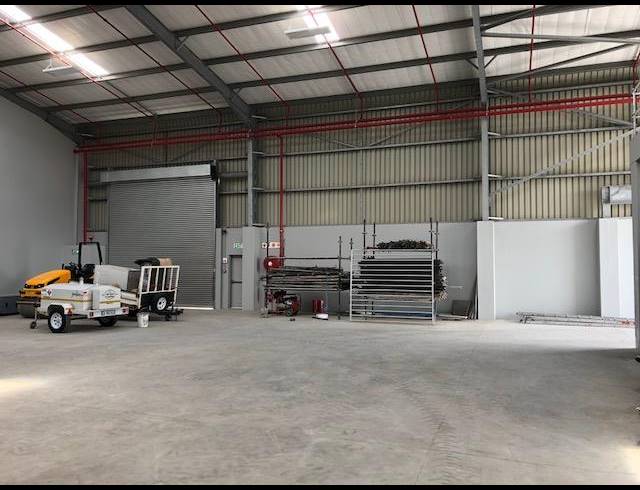 2,300M² WAREHOUSE TO LET IN EPPING INDUSTRIAL